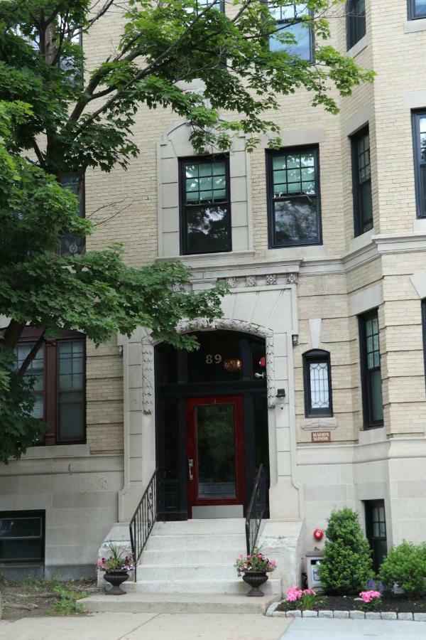 Appartement Stylish In Brookline-5min Train To Boston.. #2